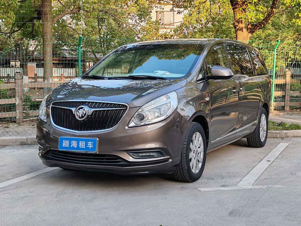 别克GL8  (自驾)